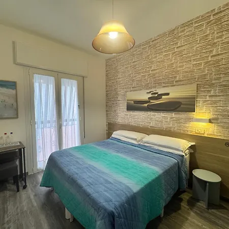 Regina Urban 3* Τζεσόλο Λίντο