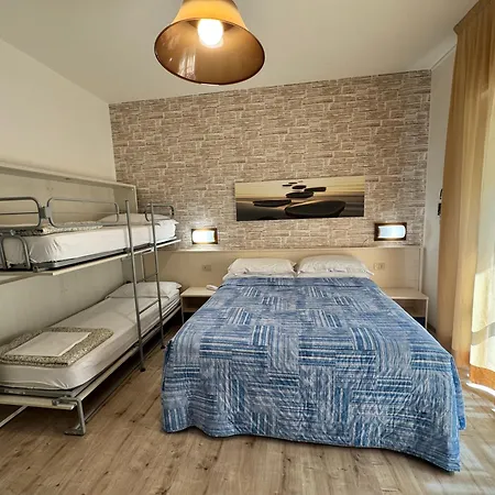 Regina Urban 利多迪迪耶索洛