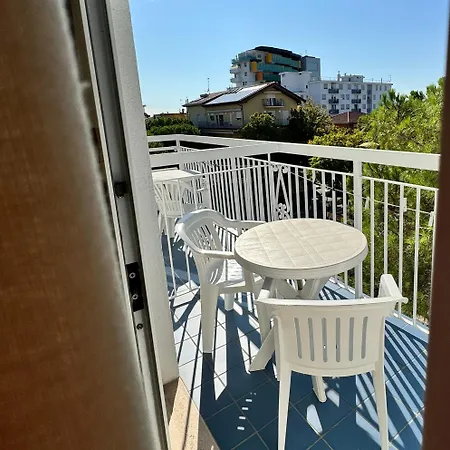Regina Urban Hotel 3*